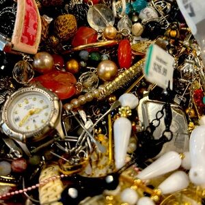 5+ pound jewelry lot - cool stuff. Vintage to now -zoom in on the pics!